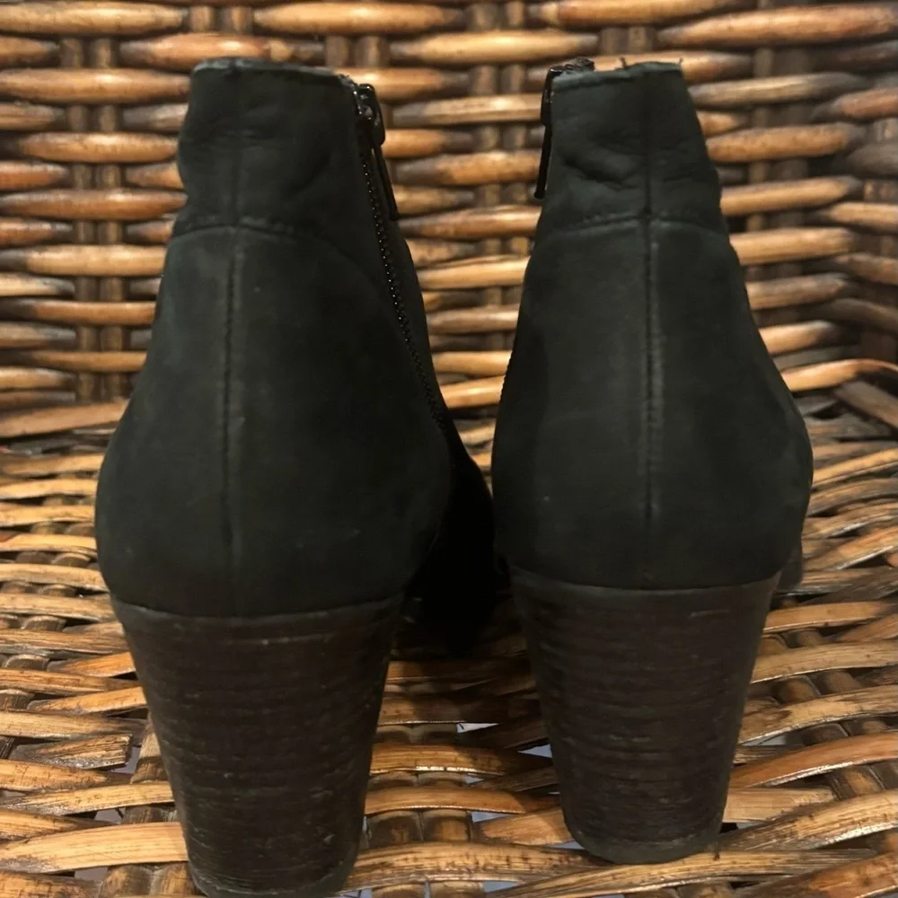 STEVE MADDEN 